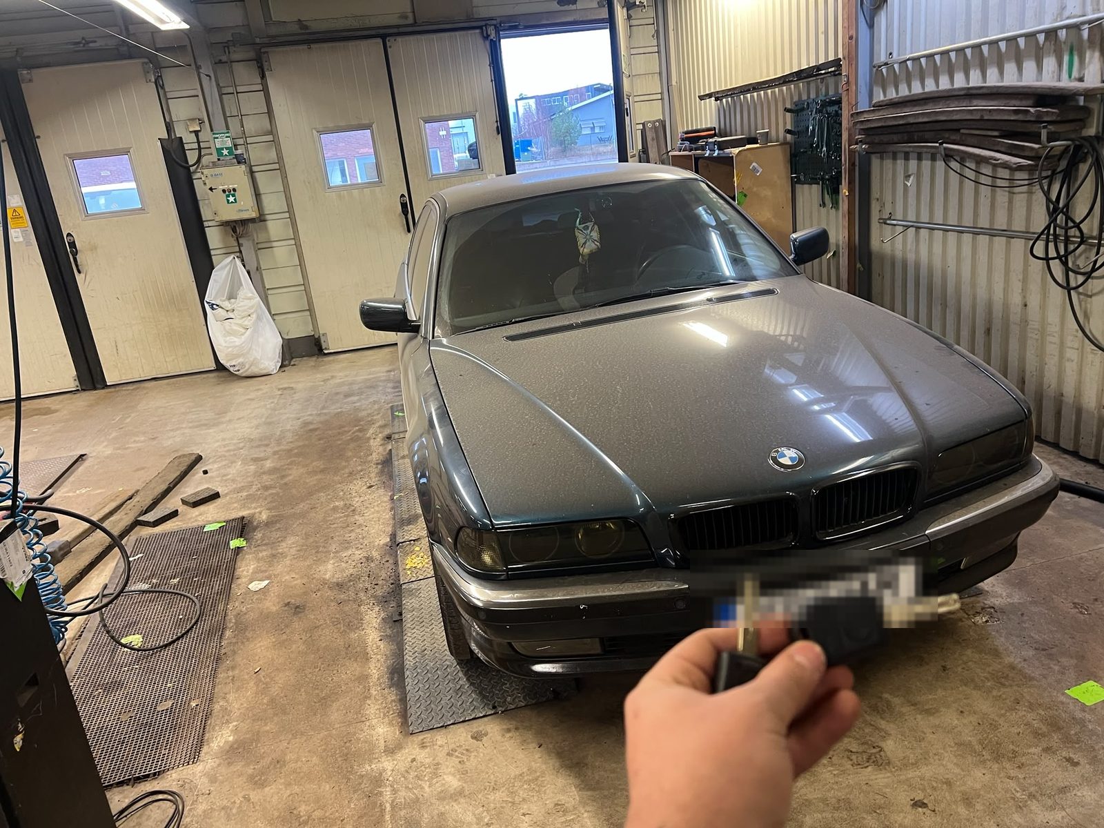 Programmerad bilnyckel till BMW 7-serie